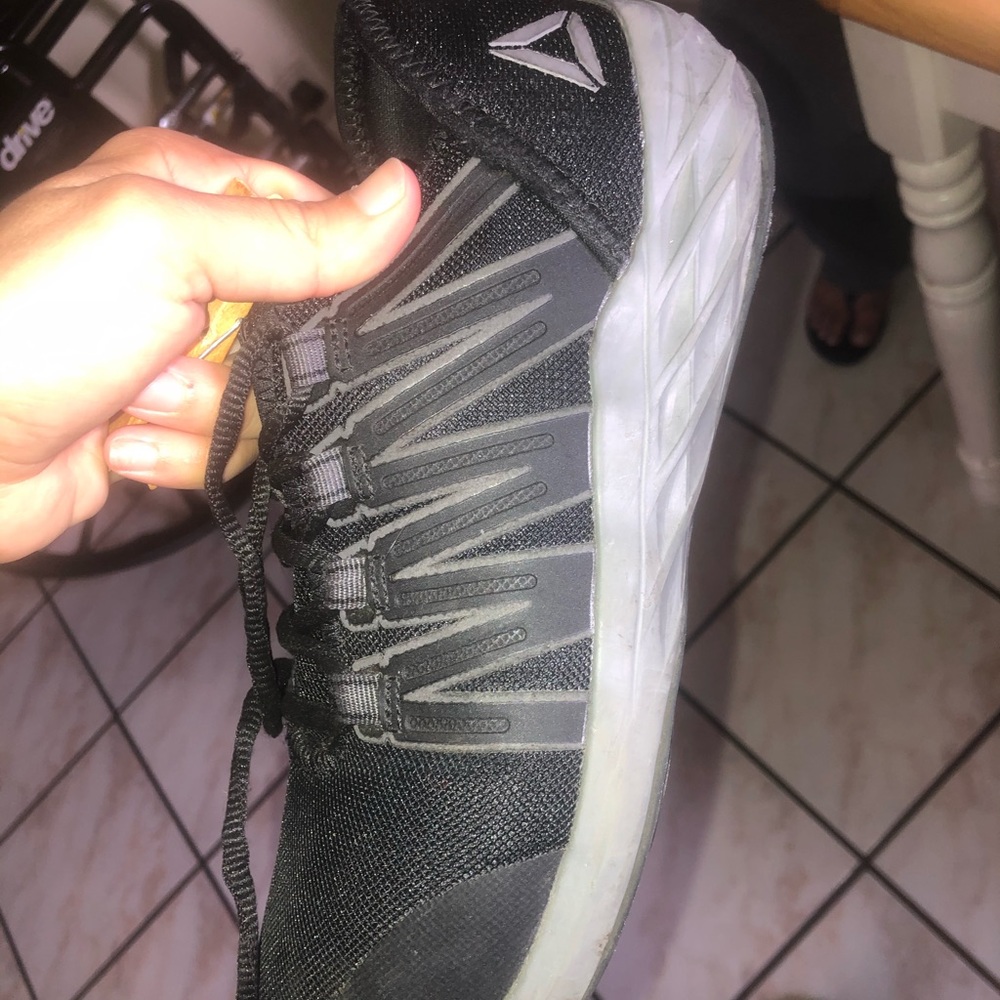 Steel toe shoes